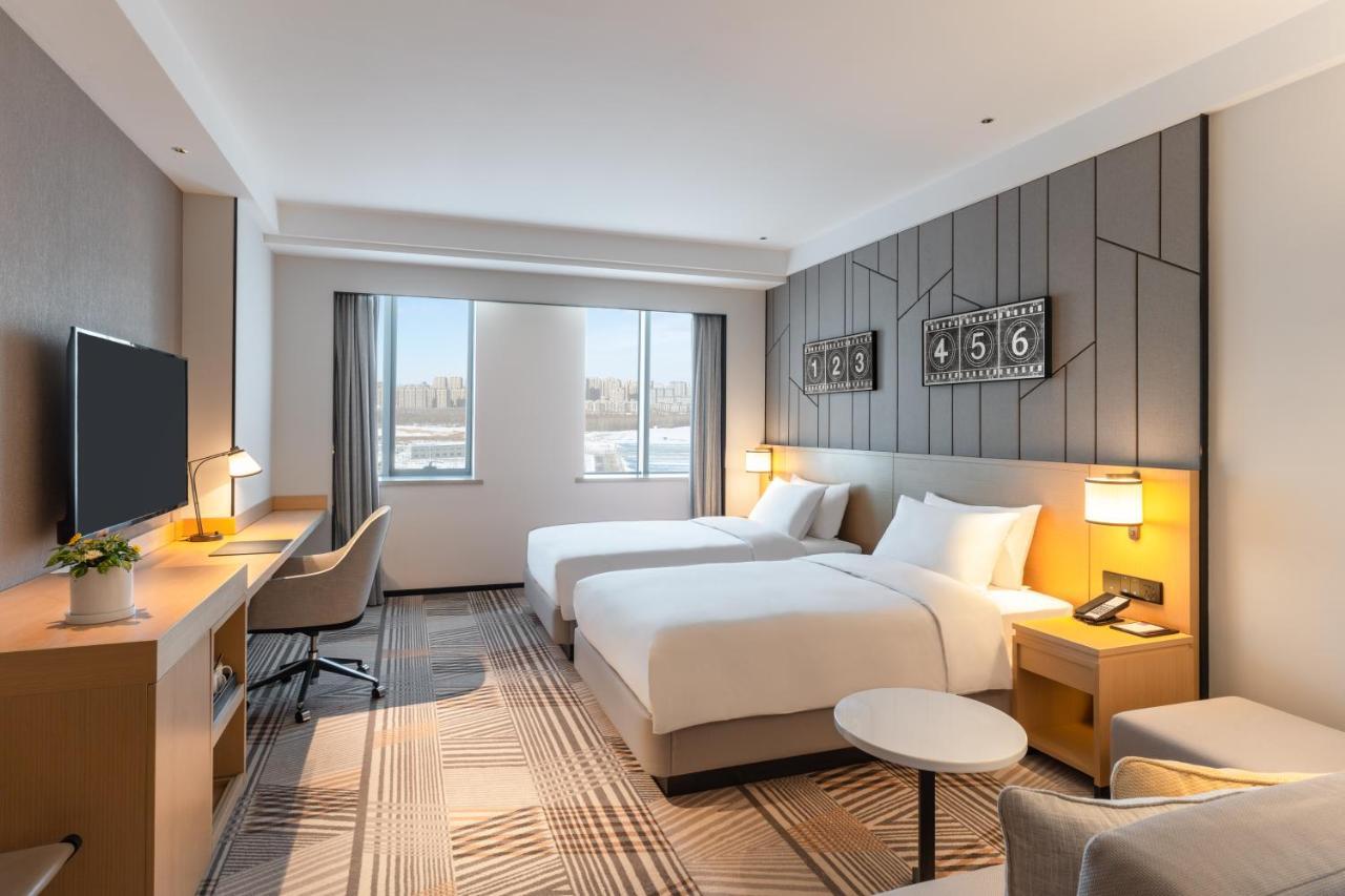 ไฮแอท เพลซ ฉางชุน จิงเยว่ Hotel ภายนอก รูปภาพ